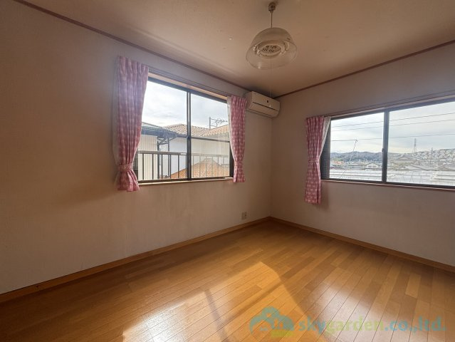 平塚市纏　中古戸建の寝室