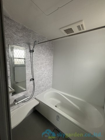 平塚市纏　中古戸建の浴室