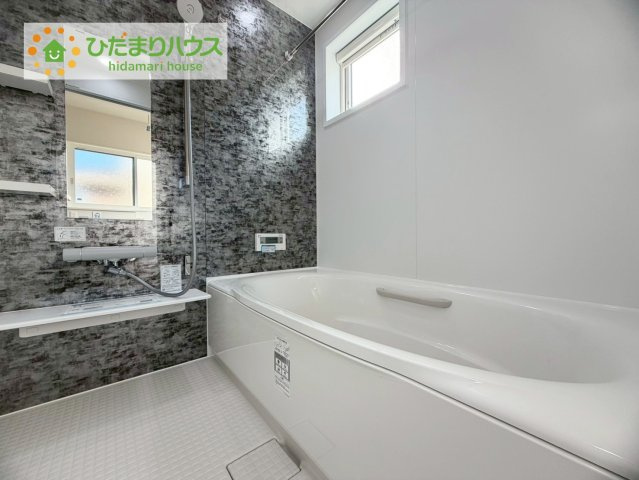 いわき市泉町タマタウン　新築戸建　1号棟の浴室|今日も１日お疲れさまでした。広いお風呂で疲れを癒してください、、、♡