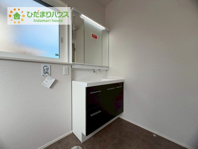 いわき市泉町タマタウン　新築戸建　1号棟の独立洗面台|シンプルで使い勝手の良い独立洗面台！