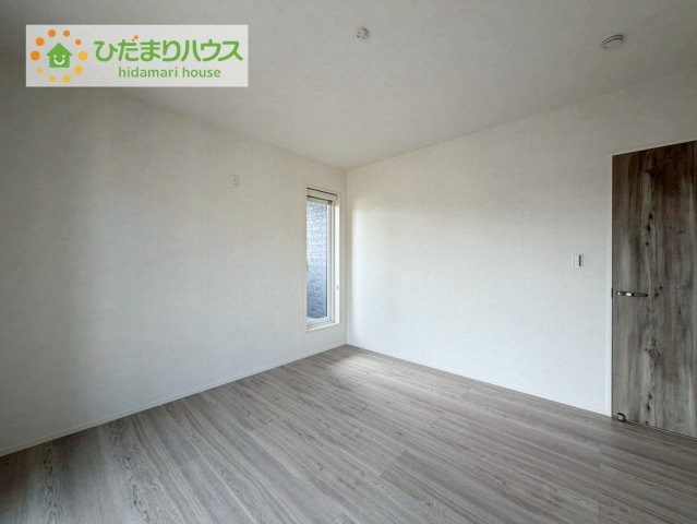 いわき市泉町タマタウン　新築戸建　1号棟の寝室|大容量のWICのある主寝室。夫婦の洋服もたくさん収納できます。