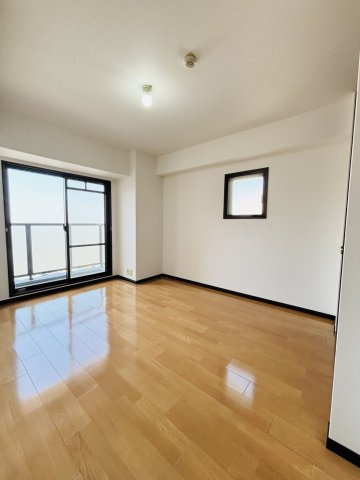 モンセーヌ和泉中央2番館の洋室