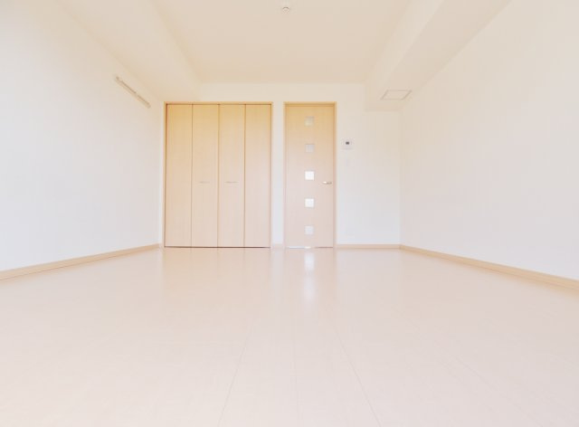 プリメーラ石井城上の洋室