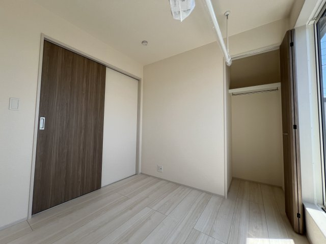 昭島市緑町3丁目　新築戸建全2棟の洋室|【洋室2】4.12帖