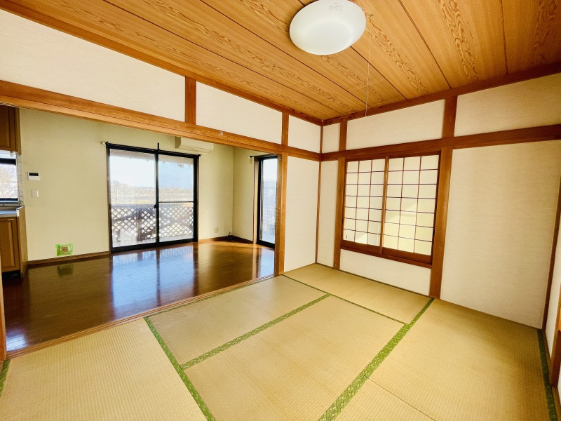 あきる野市平沢　中古戸建の和室|1階和室
