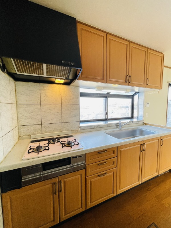 あきる野市平沢　中古戸建のキッチン