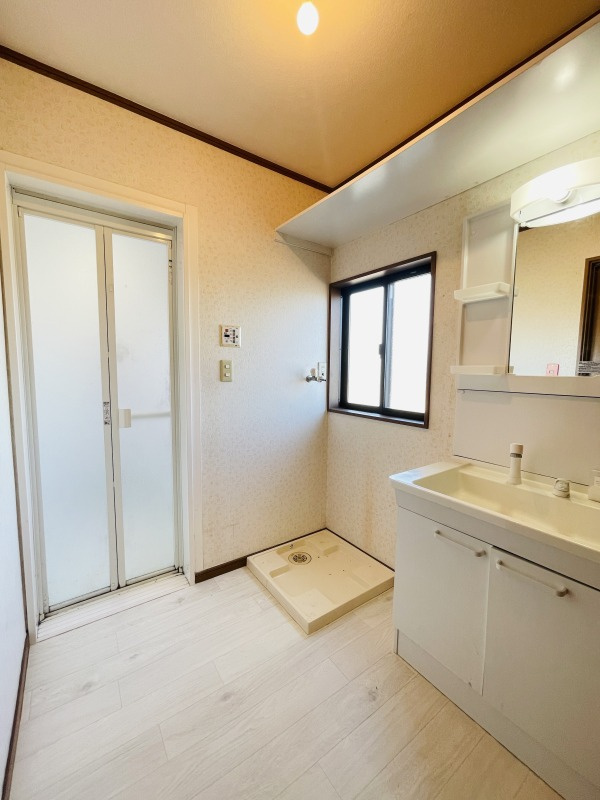 あきる野市平沢　中古戸建の洗面所