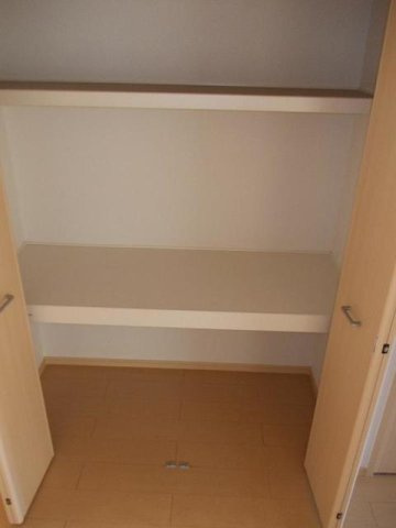 エクセル三ノ宮Ｃの収納|こまごまとしたものを収納できそうですね