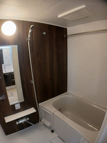 菊池郡菊陽町大字久保田の賃貸マンションの浴室|コンパクトで使いやすいお風呂です