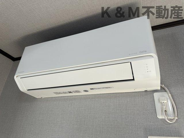 松戸市常盤平陣屋前貸家の設備|リビングに１台