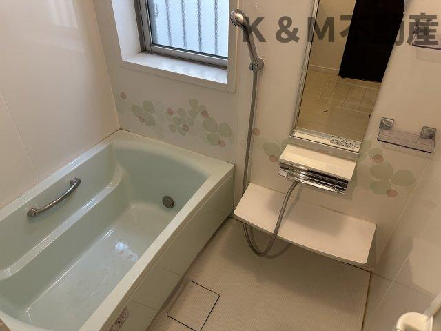 松戸市常盤平陣屋前貸家の浴室|きれいなお風呂です