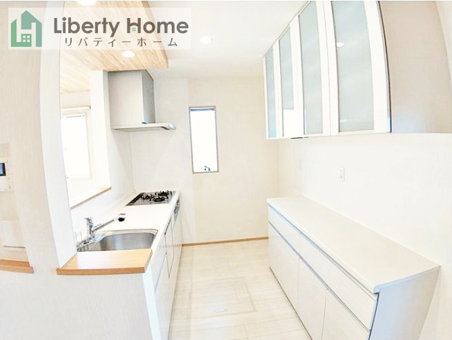 古河市上辺見　中古戸建のキッチン