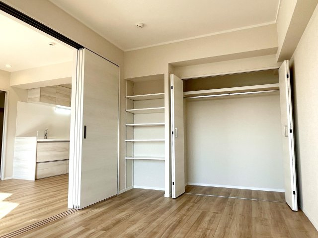 エクレール南越谷の収納|※施工例　どの部屋も最大限広く使えるよう、洋室にはクローゼットを完備しました。居住スペースを広めに確保できるので、ゆったりと御くつろぎいただけます