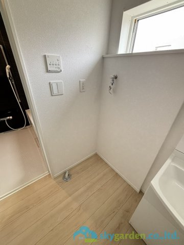 平塚市万田第8　新築戸建　全1棟1号棟のランドリースペース