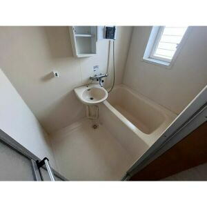 金屋ハイツの浴室