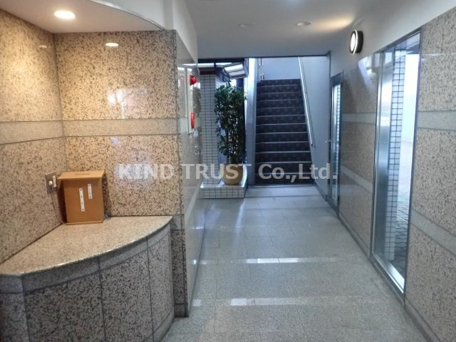 トータス西天満のロビー|毎日通るロビーはこのようになっています