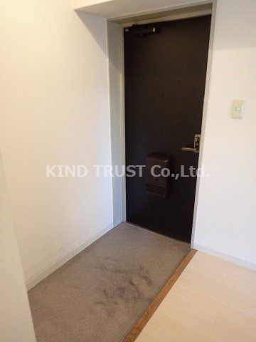 トータス西天満の玄関|明るい玄関です