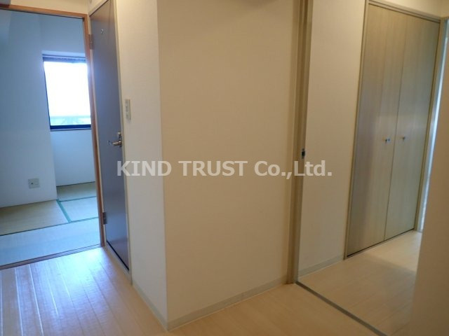 トータス西天満の内装|明るい室内です