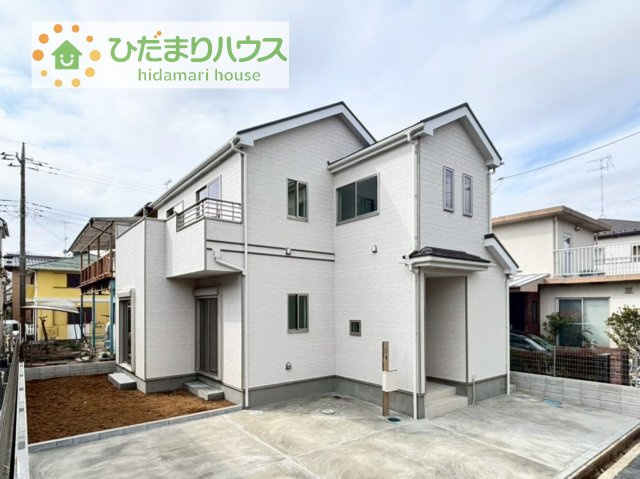 【外観】 | 牛久市神谷2丁目23番　新築戸建 | 白を基調とした明るい印象を受ける外観です！