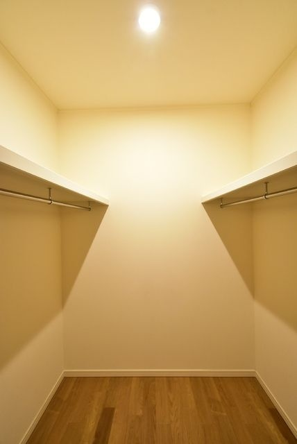 ベルソレイユ春岡Ｂ棟の収納