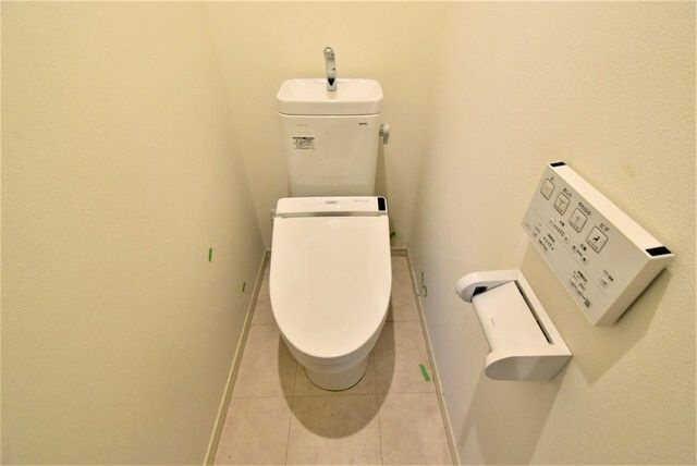 ベルソレイユ春岡Ｂ棟のトイレ