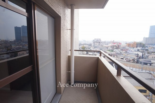 【バルコニー】 | ファミールハイツ八尾B棟 | 【洋室5帖】の面したバルコニーです☆