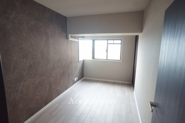 【寝室】の画像