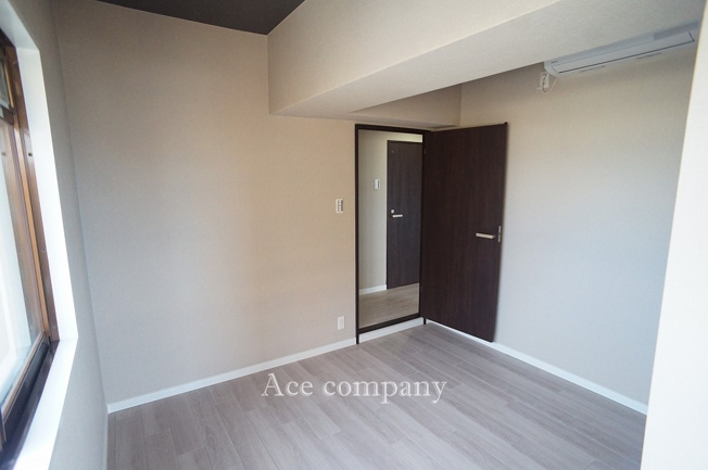 【子供部屋】 | ファミールハイツ八尾B棟 | 【洋室5.6帖】