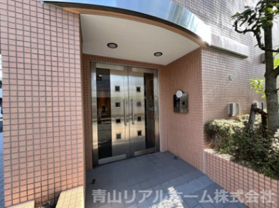 【エントランス】 | イトーピア神宮外苑エストゥディオ