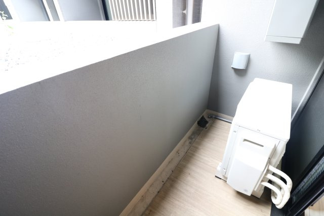 【バルコニー】