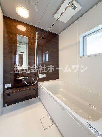 あきる野市瀬戸岡　中古戸建の浴室