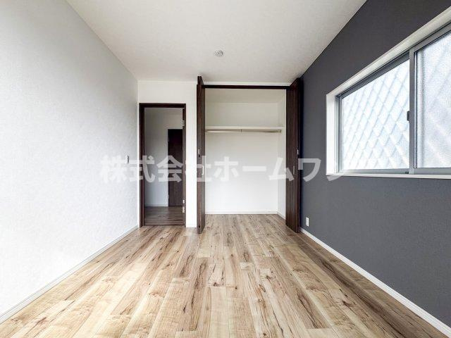 あきる野市瀬戸岡　中古戸建の洋室