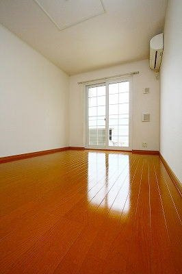 サンライズ憩　Ⅲの居間・リビング|おしゃれな居間です