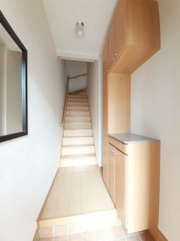 熊本市東区小山２丁目のアパートの玄関|落ち着いた玄関です