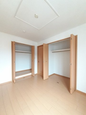 熊本市東区小山２丁目のアパートの収納|こまごまとしたものを収納できそうですね