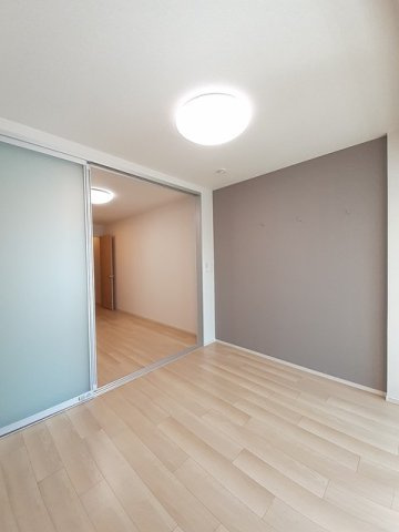 レイクサイド　エスポワールの内装|明るい室内です