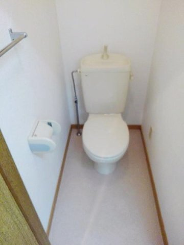熊本市東区西原１丁目の賃貸マンションのトイレ|シンプルで使いやすいトイレです