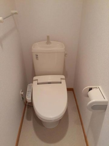 ブリランテピアッツァのトイレ|落ち着いたトイレです