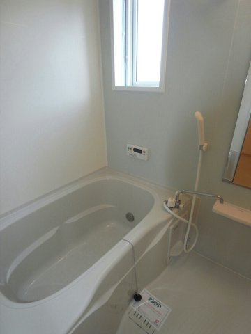 アミーゴ池尻Ｂの浴室|コンパクトで使いやすいお風呂です