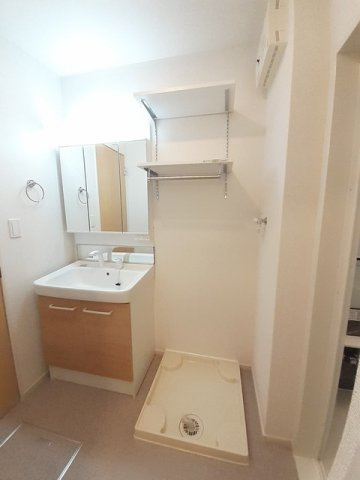 ユメラパン　ラヴィーヌ　Ⅱの洗面所|洗面所です