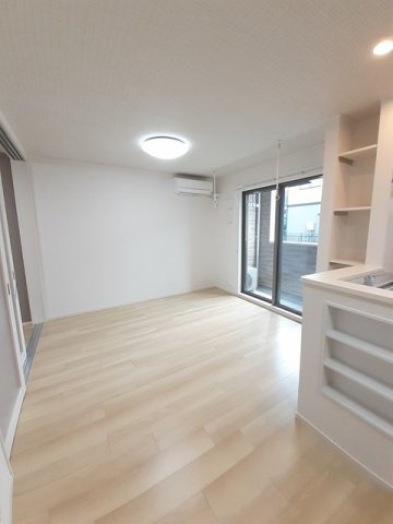 エステート龍田の居間・リビング|使いやすいリビングです