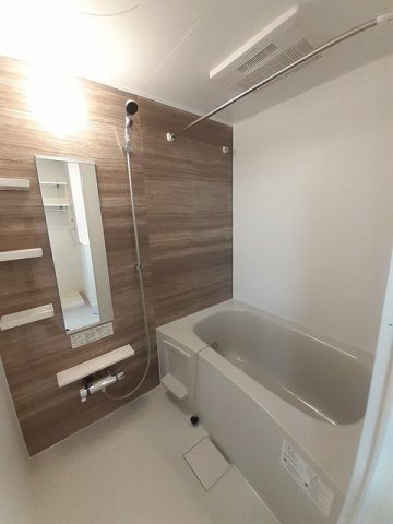 エステート龍田の浴室|日々の疲れを癒すお風呂付です