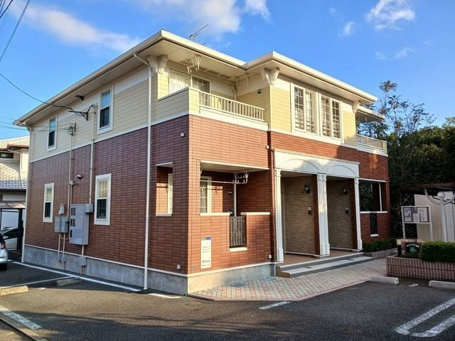 サンヒルズ弐番館の外観|外観もきれいです