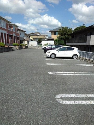 スプレン　ディットの駐車場|駐車場完備です