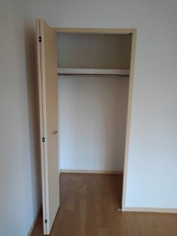 クレセントハイツの収納|便利な収納スペースです
