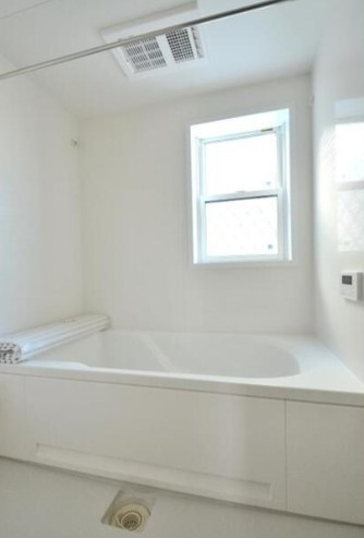 フォレストメゾン聖蹟Bの浴室