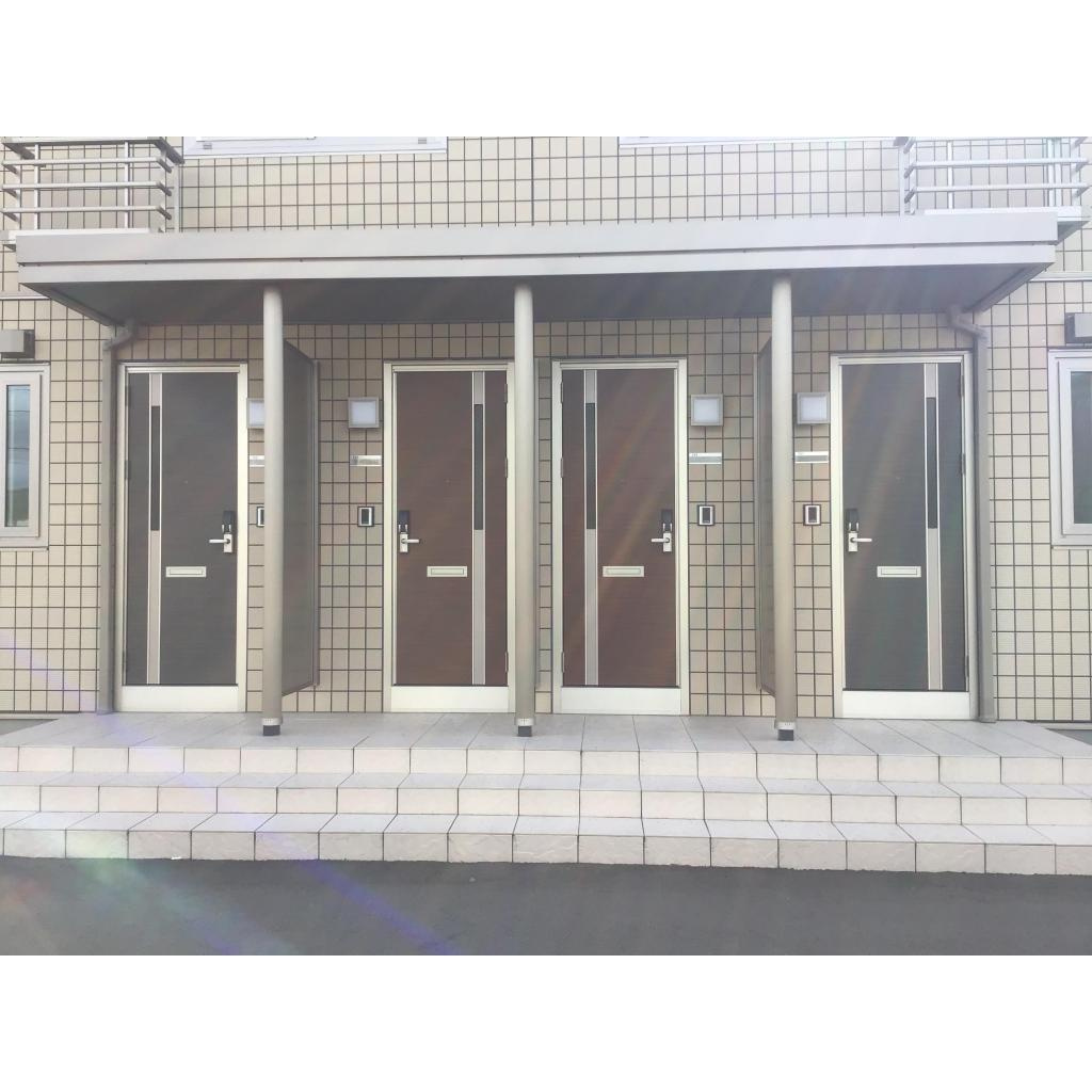 スマートハイツＦの玄関