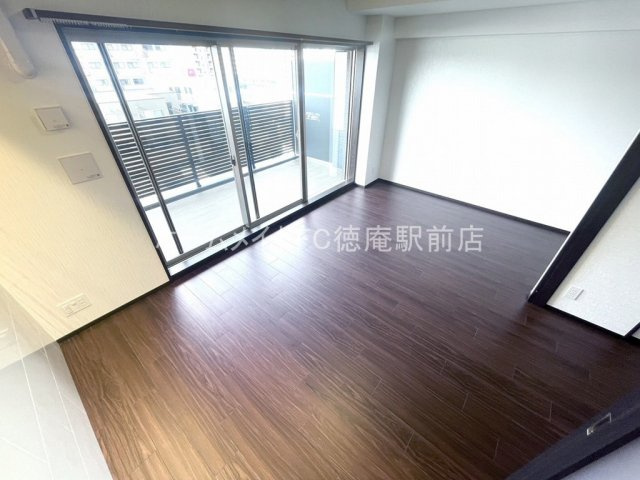 プレジオ城東の居間・リビング