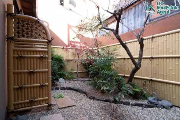 浄土寺真如町 京町家の庭