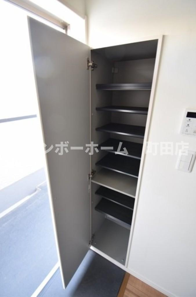 アレーゼ大和※初期費用分割あと払いサービス利用可能物件の玄関